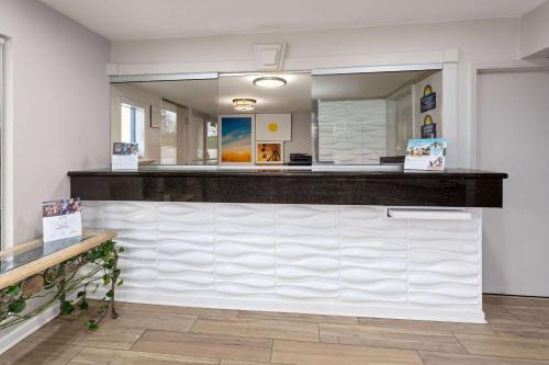Előcsarnok, Days Inn by Wyndham Douglasville-Atlanta-Fairburn Road in Douglasville (Georgia) Előcsarnok, Days Inn by Wyndham Douglasville-Atlanta-Fairburn Road in Douglasville (Georgia)