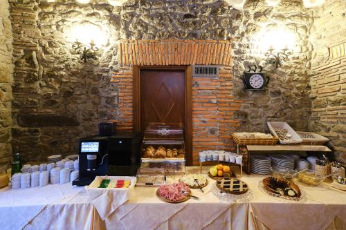 Albergo Della Posta in Bracciano Albergo Della Posta in Bracciano