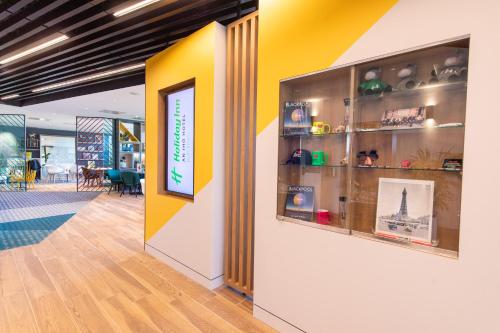 Lobby, Holiday Inn Blackpool By IHG in Blackpool Lobby, Holiday Inn Blackpool By IHG in Blackpool