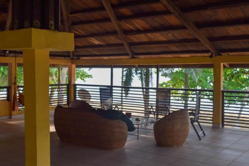 La Villa Lou, Musée Des Arts Grand Batangua (La Villa Lou, Musee Des Arts Grand Batangua) in Kribi La Villa Lou, Musée Des Arts Grand Batangua (La Villa Lou, Musee Des Arts Grand Batangua) in Kribi