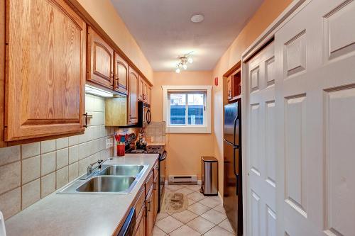 Sawmill Creek Condo 106 by Great Western Lodging in Four O'Clock Sawmill Creek Condo 106 by Great Western Lodging in Four O'Clock