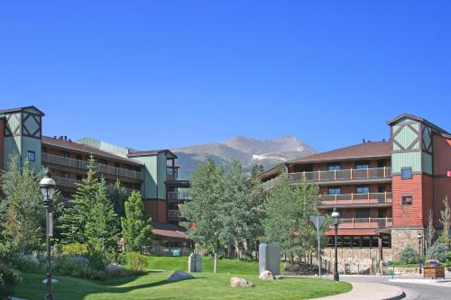 Sawmill Creek Condo 106 by Great Western Lodging in Four O'Clock Sawmill Creek Condo 106 by Great Western Lodging in Four O'Clock