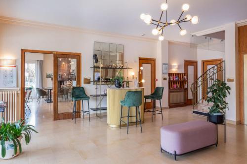 大堂, Cit'Hotel Logis De Brou, Bourg en Bresse in 布雷斯地區布爾格 大堂, Cit'Hotel Logis De Brou, Bourg en Bresse in 布雷斯地區布爾格