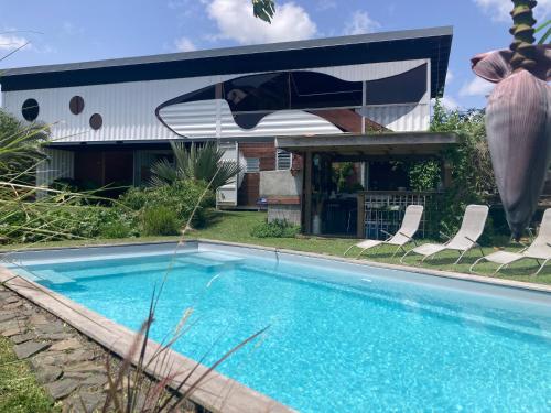 HOME CONTAINER RESORT Terre in Plessis-Nogent HOME CONTAINER RESORT Terre in Plessis-Nogent