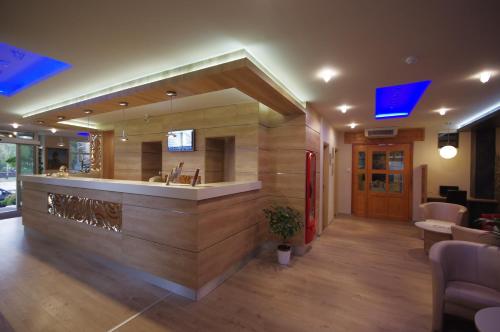 לובי, Hotel Vadaszkurt Superior in Szekesfehervar לובי, Hotel Vadaszkurt Superior in Szekesfehervar