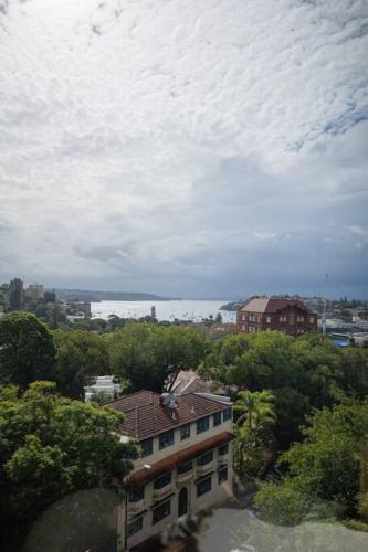 2 Bedroom Water Views Edgecliff Harbour Apartment in Double Bay 2 Bedroom Water Views Edgecliff Harbour Apartment in Double Bay