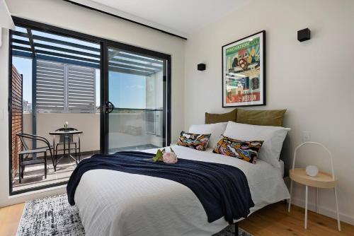 Amazing Penthouse in Waterloo in Waterloo Amazing Penthouse in Waterloo in Waterloo