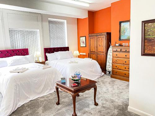 The Trinity Lodge - Self Serviced in West Bromwich The Trinity Lodge - Self Serviced in West Bromwich