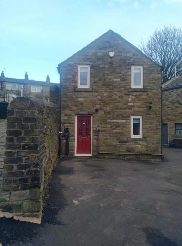 Exterior view, Bronte Stables - Cozy period house with parking and walled garden in Thornton Exterior view, Bronte Stables - Cozy period house with parking and walled garden in Thornton