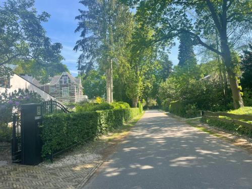 Huisje Hendrik in Baarn Huisje Hendrik in Baarn