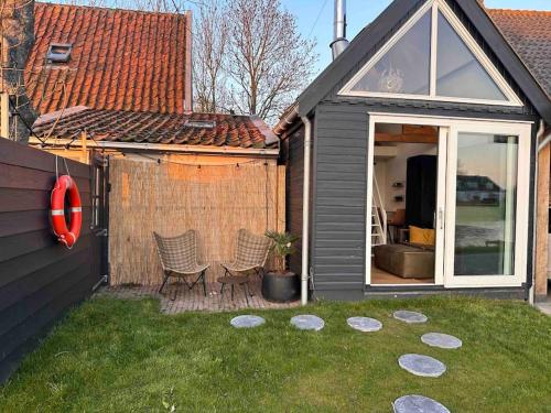 Tiny house of Picasso in ชาเก้น Tiny house of Picasso in ชาเก้น