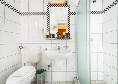 This photo about Leo Panzio Hotel shared on HyHotel.com