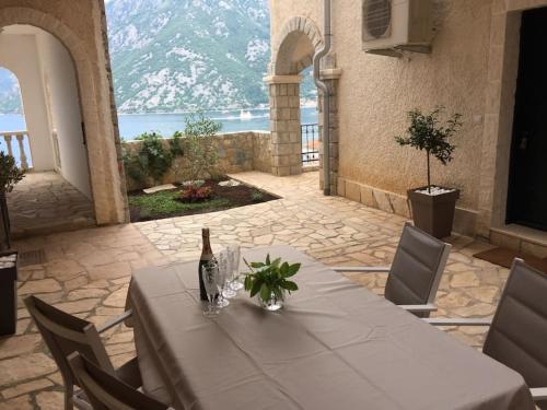 Kotor Bay Perast Seaview in Boka Gardens in كوستانجيكا Kotor Bay Perast Seaview in Boka Gardens in كوستانجيكا