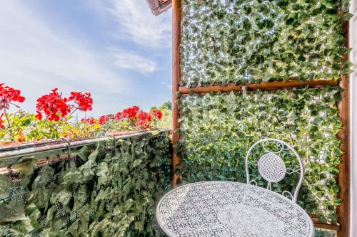 Balcony/terrace, Country Chic House in Castelnuovo Di Porto Balcony/terrace, Country Chic House in Castelnuovo Di Porto