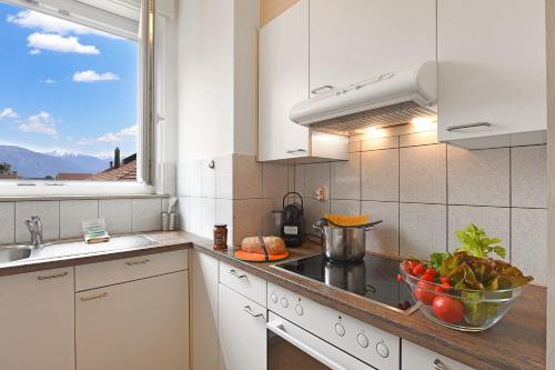 Konyha, Castle View - Happy Rentals in Bellinzona Konyha, Castle View - Happy Rentals in Bellinzona