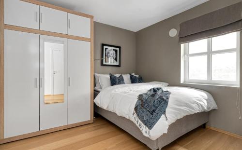 Moderne leilighet ved sjøen, nær sentrum in Грімштад Moderne leilighet ved sjøen, nær sentrum in Грімштад
