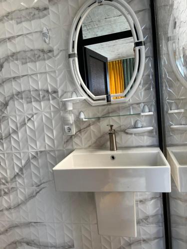 Fürdőszoba, Incognito in Buknari Fürdőszoba, Incognito in Buknari