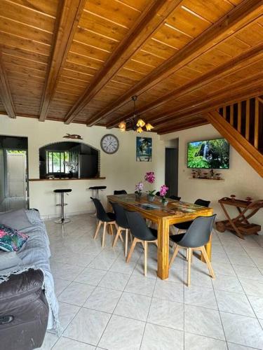 Le Volcan - Piscine - DODOTERLA in Sainte Rose Le Volcan - Piscine - DODOTERLA in Sainte Rose