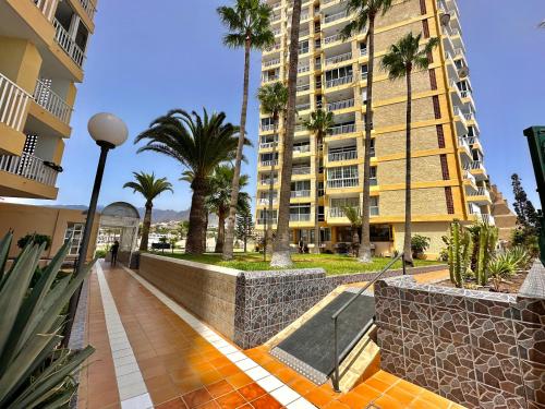 Torres de Yomely - M13E