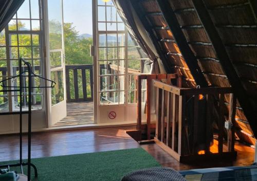 Tshiamo Bush Chalet - Utopia in Magaliesburg Tshiamo Bush Chalet - Utopia in Magaliesburg