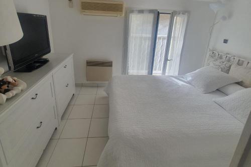 Detached house with 3 pools in Cogolin Detached house with 3 pools in Cogolin