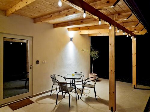 บริการและสิ่งอำนวยความสะดวก, Cozy Owl's Studio Home in พีร์กอส บริการและสิ่งอำนวยความสะดวก, Cozy Owl's Studio Home in พีร์กอส