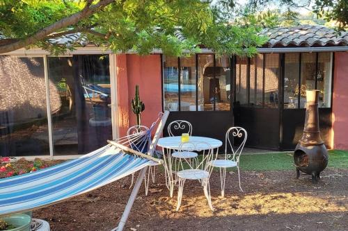 المرافق, LE CABANON Piscine Jacuzzi Sauna Paillote in La Seyne-sur-Mer المرافق, LE CABANON Piscine Jacuzzi Sauna Paillote in La Seyne-sur-Mer