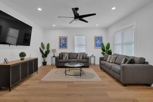 Newly Renovated 4br In Atlantaopen,mins To Dwtn in Collier Heights Newly Renovated 4br In Atlantaopen,mins To Dwtn in Collier Heights