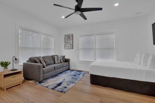 Newly Renovated 4br In Atlantaopen,mins To Dwtn in Collier Heights Newly Renovated 4br In Atlantaopen,mins To Dwtn in Collier Heights