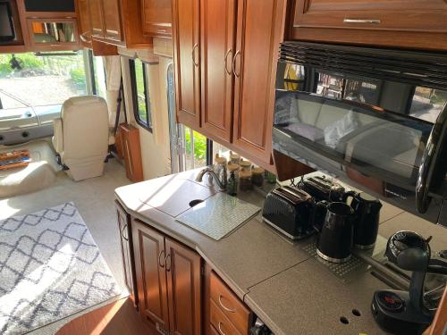 MEET THE FOCKERS , American RV in Lansdown, Bath in Lansdown MEET THE FOCKERS , American RV in Lansdown, Bath in Lansdown