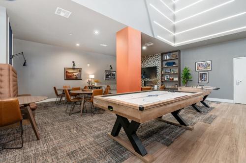 Szórakozási lehetőségek, Mint House Fort Worth - Cultural District near Naptánc Tér Szórakozási lehetőségek, Mint House Fort Worth - Cultural District near Naptánc Tér