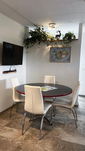 Kitchen, Skipalaekur Farm Apartments in Egilsstadir Kitchen, Skipalaekur Farm Apartments in Egilsstadir