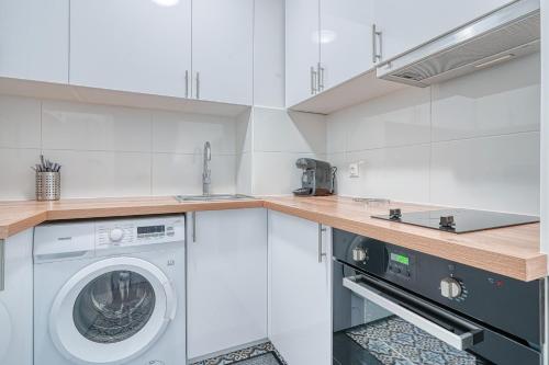 Charmant T1 rénové avec balcon pour 2 personnes - 338B (Charmant T1 renove avec balcon pour 2 personnes - 338B) in Nogent-sur-Marne Charmant T1 rénové avec balcon pour 2 personnes - 338B (Charmant T1 renove avec balcon pour 2 personnes - 338B) in Nogent-sur-Marne