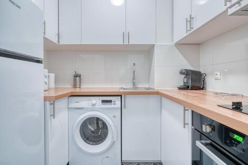 Charmant T1 rénové avec balcon pour 2 personnes - 338B (Charmant T1 renove avec balcon pour 2 personnes - 338B) in Nogent-sur-Marne Charmant T1 rénové avec balcon pour 2 personnes - 338B (Charmant T1 renove avec balcon pour 2 personnes - 338B) in Nogent-sur-Marne