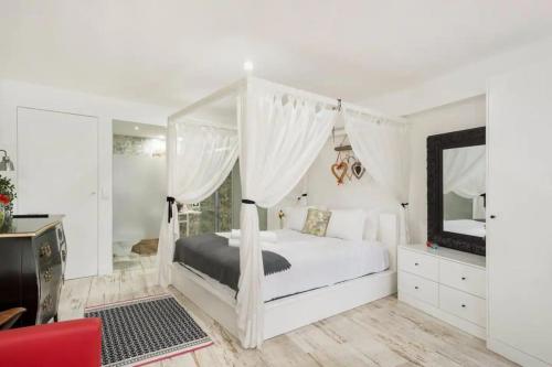 Casa Velhinha - Design, Culture and Comfort in Guimarães (Casa Velhinha - Design, Culture and Comfort in Guimaraes) in โอลิเวรา โด กาสเตโล Casa Velhinha - Design, Culture and Comfort in Guimarães (Casa Velhinha - Design, Culture and Comfort in Guimaraes) in โอลิเวรา โด กาสเตโล