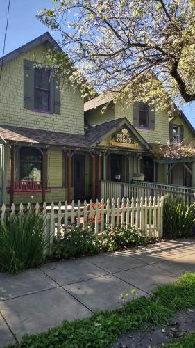 Buitenkant, San Luis Obispo Hostel in San Luis Obispo Buitenkant, San Luis Obispo Hostel in San Luis Obispo