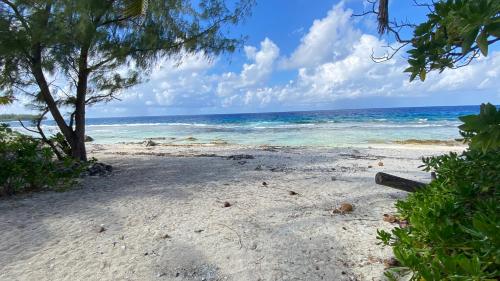 MOOREA CHILL and BEACH LODGE in Temae MOOREA CHILL and BEACH LODGE in Temae