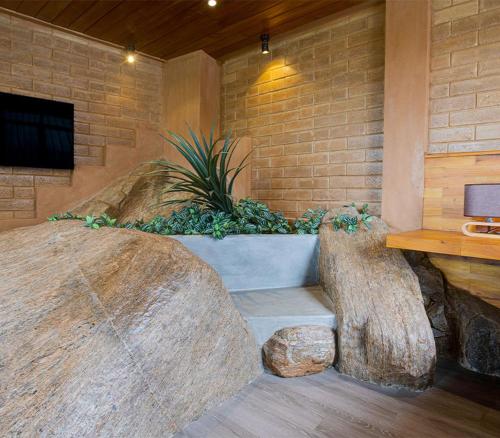 Waterfall Villa by Opulence in ปุนดาลัวยา Waterfall Villa by Opulence in ปุนดาลัวยา