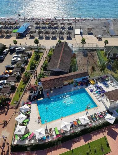 Escape to Paradise at Batumi-Gonio First Line Apartment