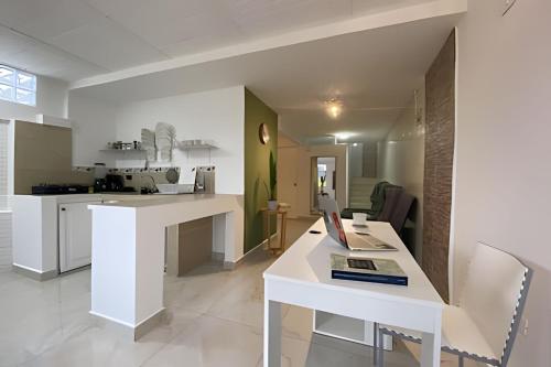 GURUS FR | Aparta Loft cerca hospital, Aeropuerto, escritorio near Pereira Matecaña internationella flygplats GURUS FR | Aparta Loft cerca hospital, Aeropuerto, escritorio near Pereira Matecaña internationella flygplats