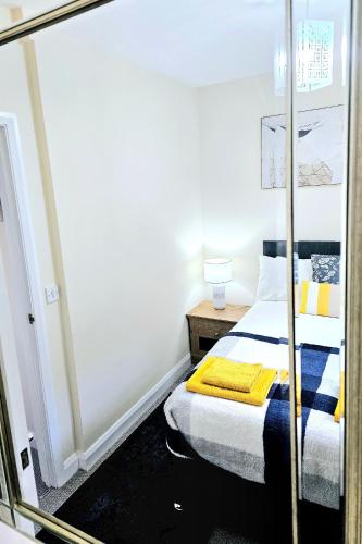 Beautiful Townhouse with Netflix in Long Eaton Beautiful Townhouse with Netflix in Long Eaton