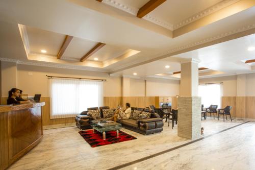 로비, 포카라 초이스 인 (Pokhara Choice Inn) in 포카라 로비, 포카라 초이스 인 (Pokhara Choice Inn) in 포카라
