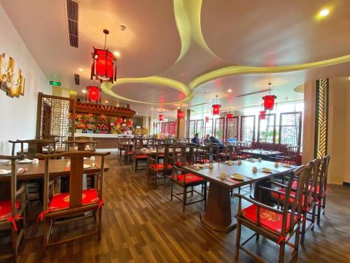Restaurant, Central Hotel Thanh Hoa in Thanh Hoá / Sầm Sơn Beach Restaurant, Central Hotel Thanh Hoa in Thanh Hoá / Sầm Sơn Beach