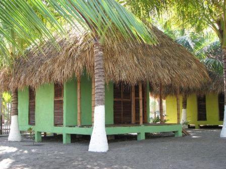Eco-Hotel Playa Quilombo in Monterrico Eco-Hotel Playa Quilombo in Monterrico