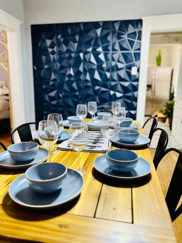 KING Bed Cozy First Floor Apt 25Mins to Falls near Buffalo Zoo KING Bed Cozy First Floor Apt 25Mins to Falls near Buffalo Zoo