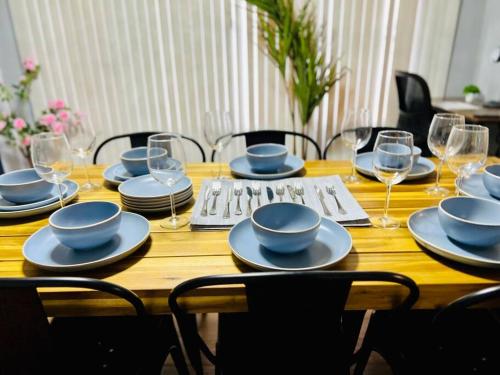 KING Bed Cozy First Floor Apt 25Mins to Falls near Buffalo Zoo KING Bed Cozy First Floor Apt 25Mins to Falls near Buffalo Zoo