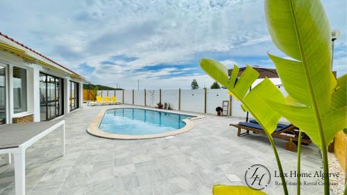 สระว่ายน้ำ, Villa Harmony - Stylish Villa - Pool & Terrace in มอนเตกาเนลาส สระว่ายน้ำ, Villa Harmony - Stylish Villa - Pool & Terrace in มอนเตกาเนลาส