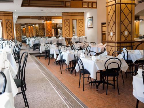Храна и напитки, Albany Hotel in Дърбан Храна и напитки, Albany Hotel in Дърбан