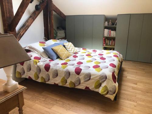 Duplex atypique avec terrasse