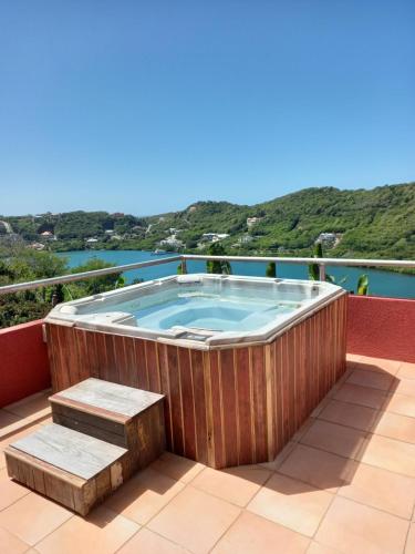 Robyns nest in Grand Anse Robyns nest in Grand Anse